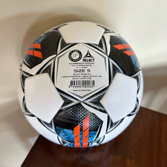 Select Brillant Super TB Soccer Ball - Picture 2 of 2